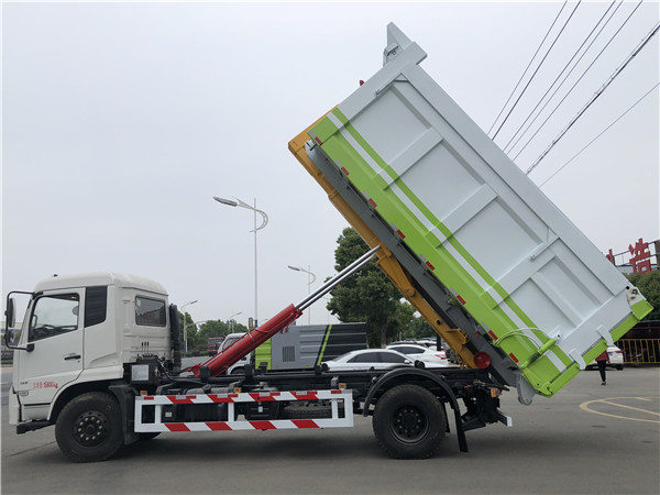 東風天錦16噸勾臂式垃圾車