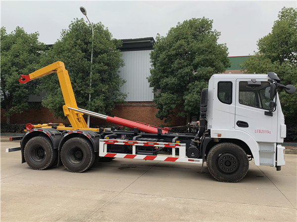 25噸28噸東風(fēng)錦程勾臂式垃圾車