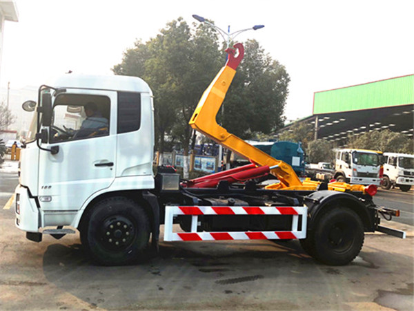 12噸東風(fēng)天錦折臂式垃圾車