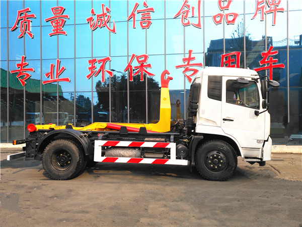 12噸東風(fēng)天錦折臂式垃圾車
