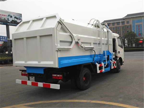 東風(fēng)大多利卡掛桶垃圾車
