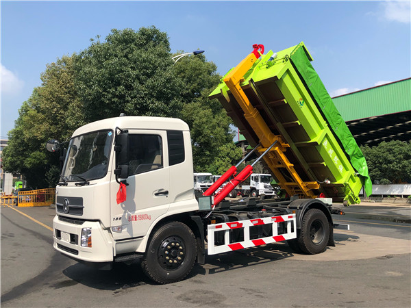 東風天錦12噸勾臂式垃圾車