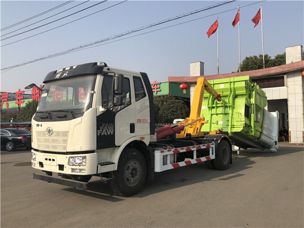 16噸解放勾臂垃圾車