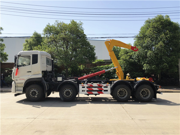 東風(fēng)天龍前四后八勾臂垃圾車