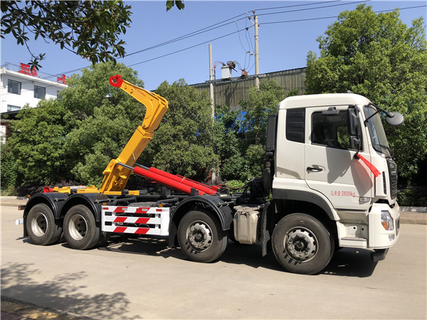 東風(fēng)天龍前四后八勾臂垃圾車