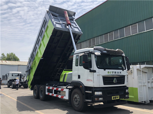 重汽汕德卡垃圾轉運車
