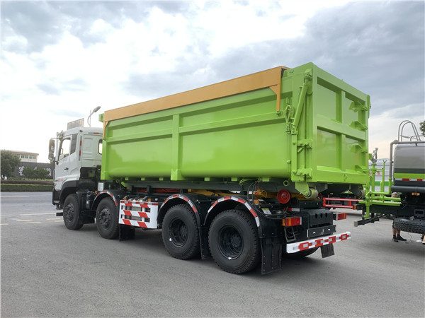 25噸東風天龍8×4勾臂車