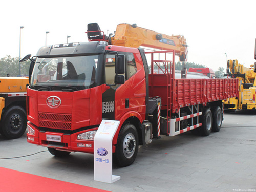 上半年客車市場呈現(xiàn)三大亮點(diǎn)