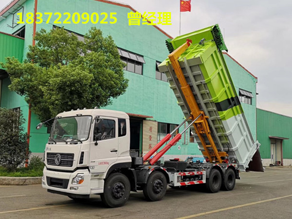 鄭州周總與我公司成功簽約4臺30噸東風天龍勾臂式垃圾車