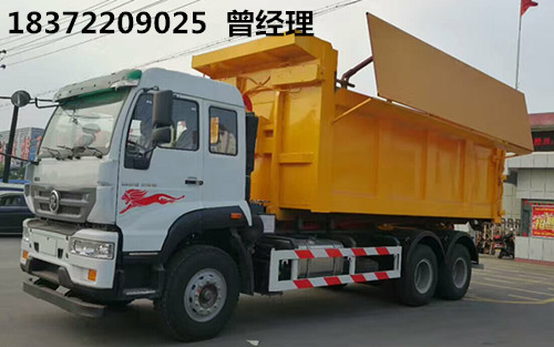 3臺重汽斯太爾后8輪對接式垃圾車順利發(fā)往經濟特區(qū)----深圳