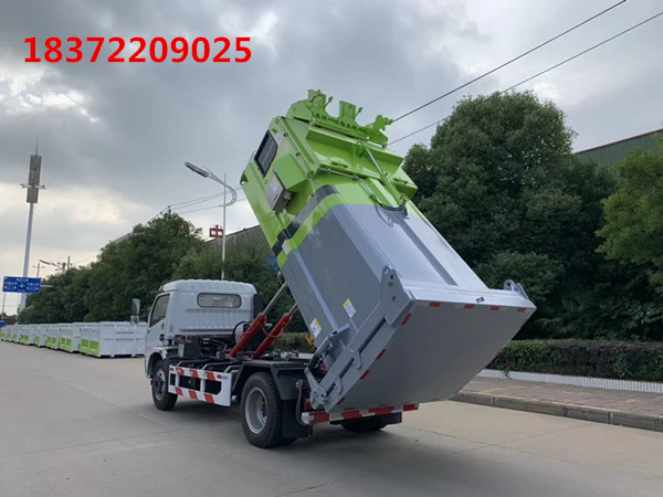 D7勾臂式垃圾車+6方小聯(lián)體壓縮站