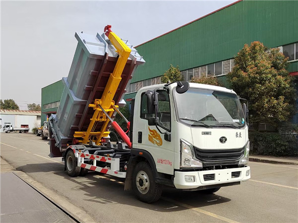 12噸重汽豪曼勾臂車(chē)