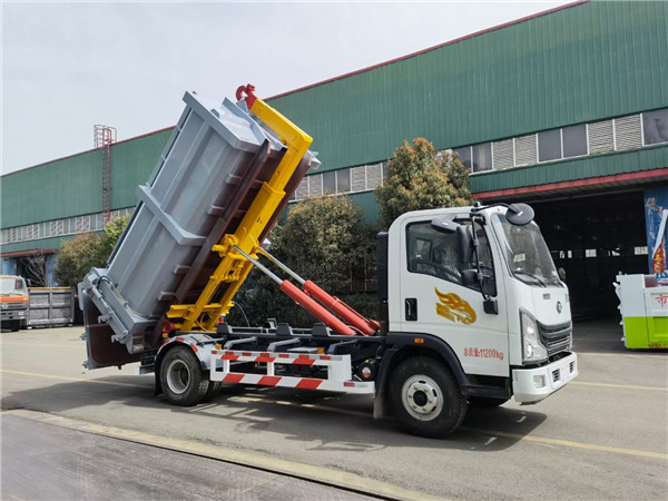 12噸重汽豪曼勾臂車